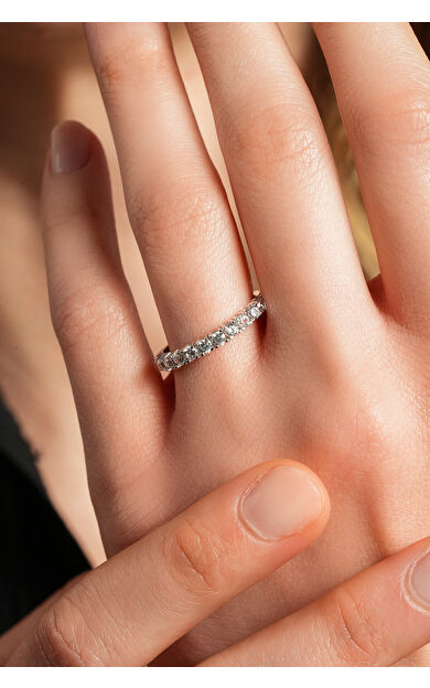 Kolyecik 8 Ayar Yarımtur Yüzük