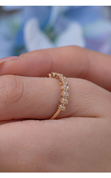 Kolyecik 14 Ayar Altın Sıra Taşlı Yüzük