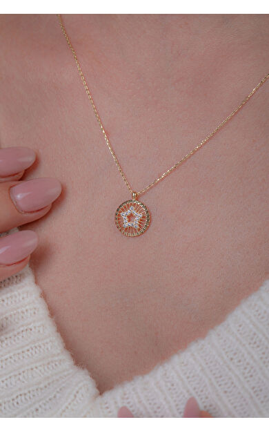 Kolyecik 14 Ayar Altın Yıldız Kolye