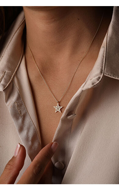 Kolyecik 14 Ayar Altın Yıldız Kolye