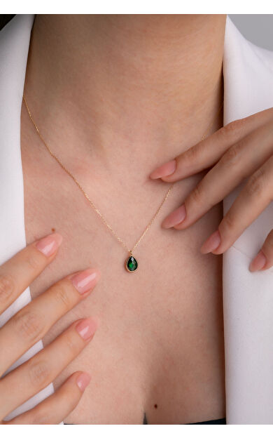 Kolyecik 14 Ayar Altın Zümrüt Damla Taş Kolye