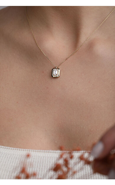 Kolyecik 14 Ayar Altın Taşlı Baget Kolye