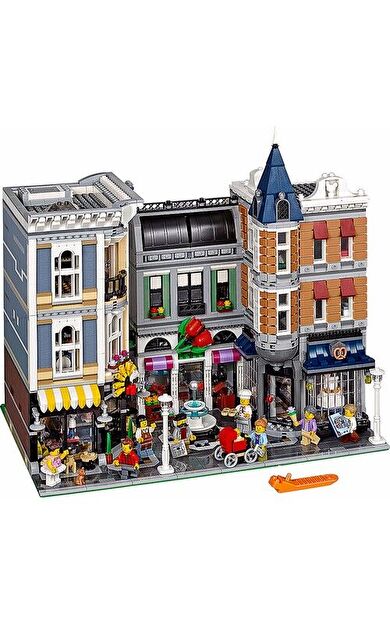 LEGO Creator Expert 10255 Assembly Square