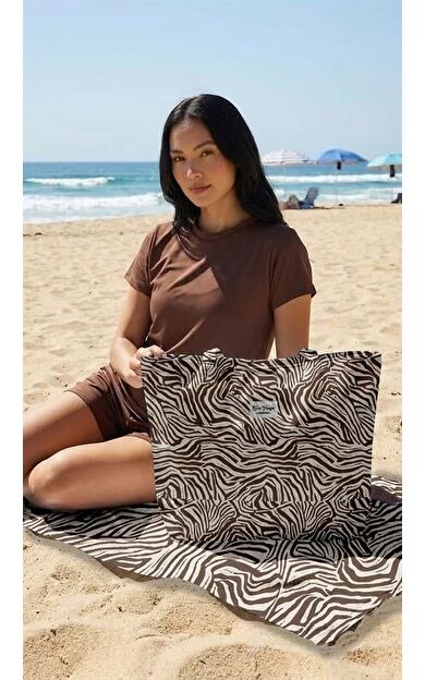 Zebra Desenli Kahverengi Krem Parçalı Kendinden Saplı Astarlı Kadın Plaj Çantası