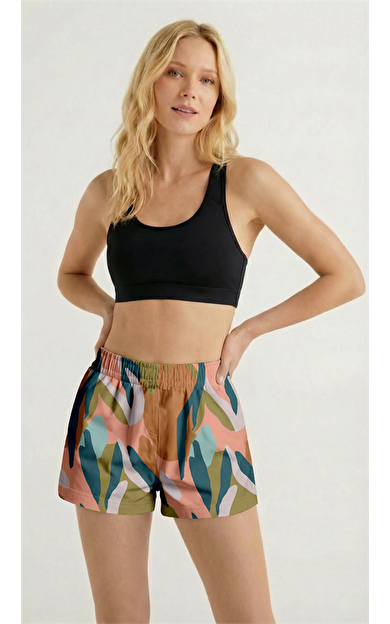 Modern Çizim Desenli Renkli Hızlı Kuruyan Esnek Kumaş İki Cepli Kısa Boy Kadın Mayo Deniz Şortu