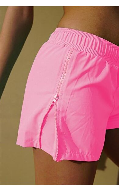Pembe Yan Fermuarlı Mini Boy Kadın Mayo Deniz Şortu