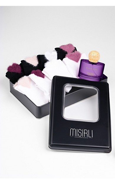 Kadın Kutlu Peluş Çorap Hediye Paketi