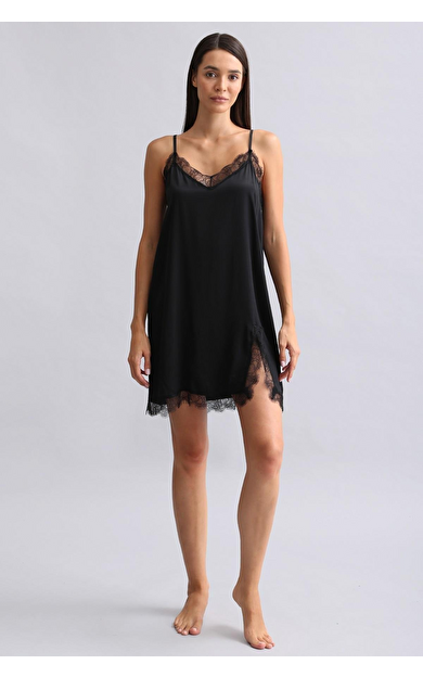 Kadın Dantel Yaka Saten Kısa Gecelik SİYAH