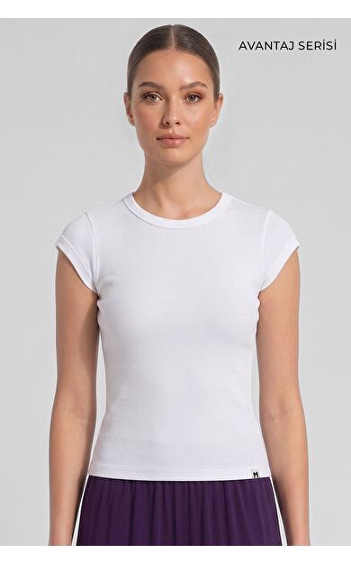 Mısırlı Kadın Kaşkorse Sıfır Kol T-Shirt Beyaz