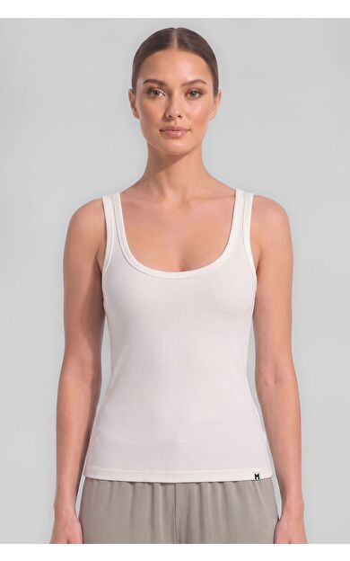 Mısırlı Kadın Kaşkorse Sporcu T-Shirt Beyaz