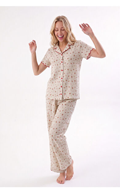 Ekru Küçük Çiçekli Önden Düğmeli Pijama Takımı