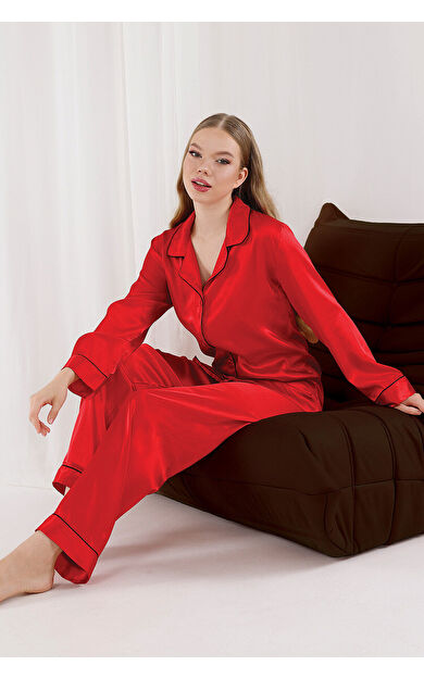 Kırmızı Saten Siyah Biyeli Pijama Takımı