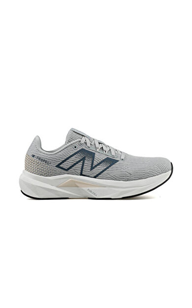 New Balance Propel V5 Erkek Koşu Ayakkabısı MFCPR3IB Gri
