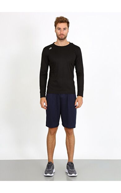 New Balance NBTM2110-BK Erkek Tişört