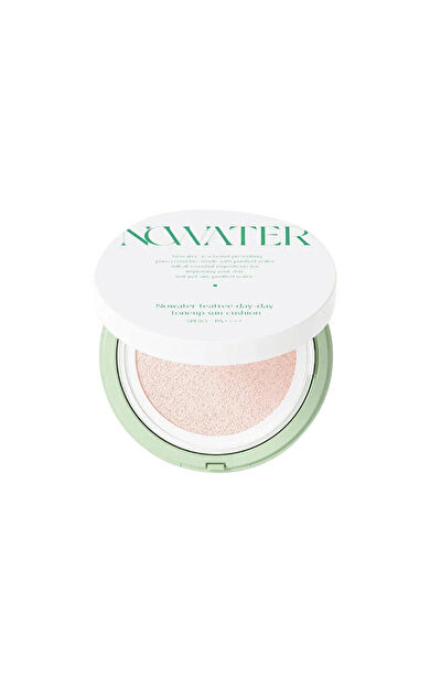 Nowater Çay Ağacı Özlü Renkli Güneş Kremi Cushion - 02 Natural Light 25 ml