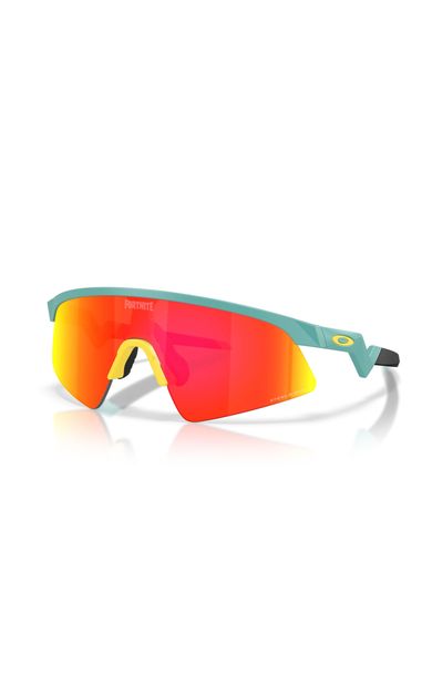 Oakley Resistor Sweep Fortnite Özel Seri Genç Güneş Gözlüğü J901515 Matte Pacific Prizm Ruby