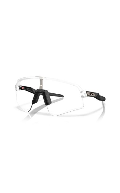 Oakley Sutro Lite Sweep Photochromic Güneş Gözlüğü 946539 Matte Clear Photochromic
