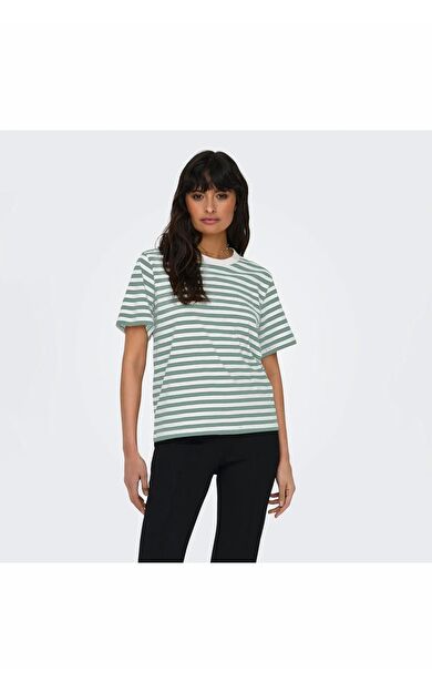 Only Lıvvına Çizgili Regular Fit Kadın Tişört 15272227