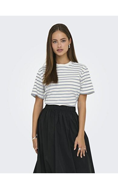 Only Lıvvına Çizgili Regular Fit Kadın Tişört 15272227