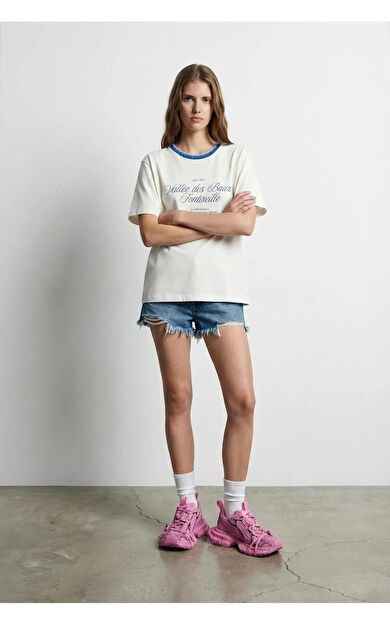 Quzu Baskı Detaylı Kadın T-shirt