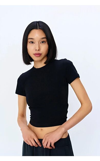 Quzu Bisiklet Yaka Basic Kadın Tişört 24Y180280