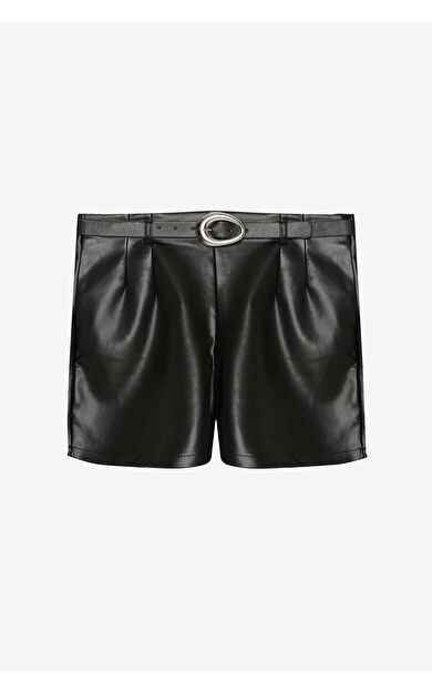 Quzu Kemer Detaylı Kadın Şort