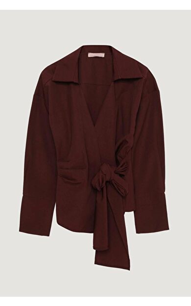 Quzu Önü Bağlama Detaylı Bluz