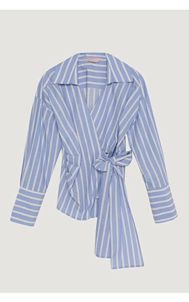 Quzu Önü Bağlama Detaylı Bluz 25YBLZ00476