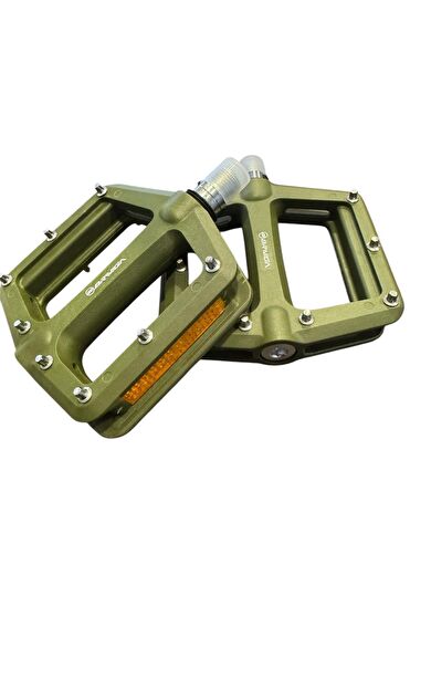 Briviga Plastik Çivili Platform Bisiklet Pedalı Haki Yeşil 1DU+1 Kapalı Rulman 108x103x27mm