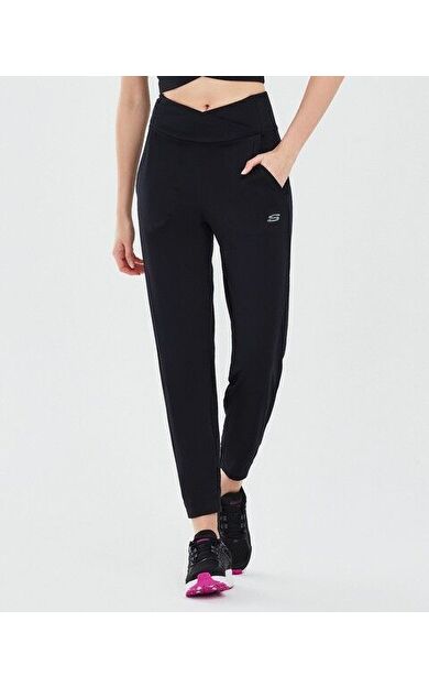 Skechers S242118-001 W Essential Jogger Kadın Eşofman Altı