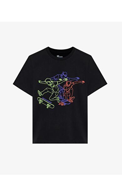Skechers SK242068-001 B Graphic Tee Loose Fit Erkek Çocuk Spor Tişört