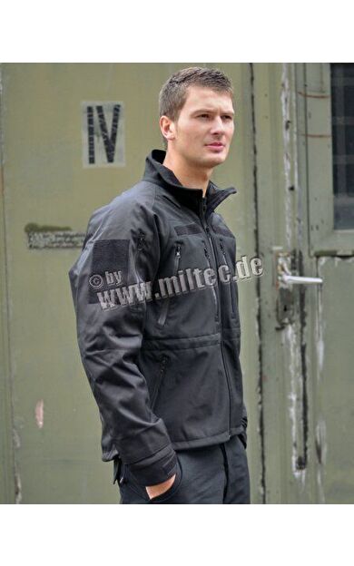 STURM SOFTSHELL SIYAH MONT