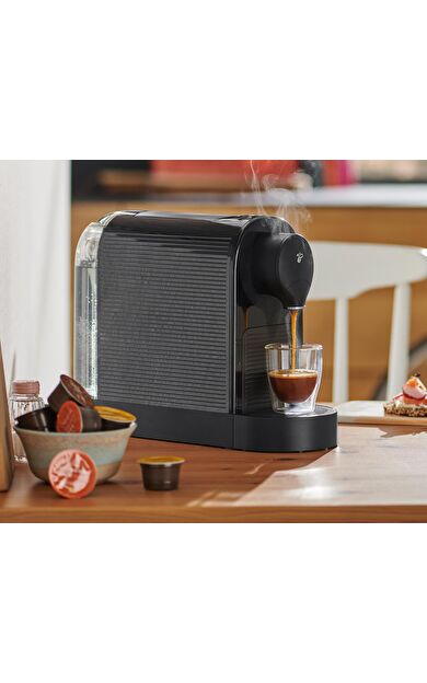 Cafissimo Pure Plus Kapsüllü Kahve Makinesi, Siyah