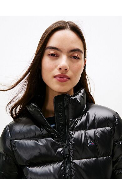 Tommy Hilfiger DW0DW21618 Tjw Slim Zip Print Down Kadın Mont