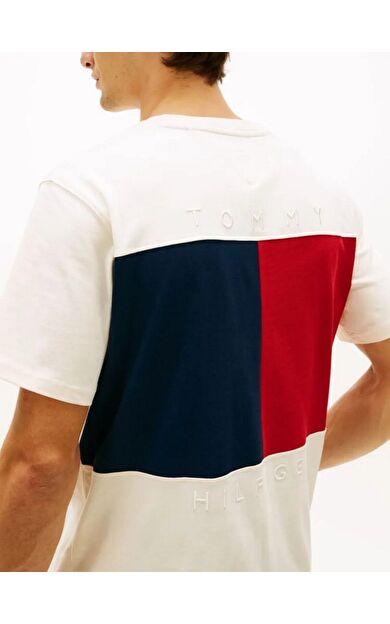 Tommy Hilfiger MW0MW42382Z00 Flag Erkek Tişört