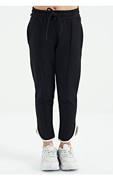 TommyLife Siyah Biye Detaylı Bağcıklı Ön Nevürlü Geniş Paçalı Kız Çocuk Eşofman Altı - 75124