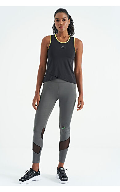 TommyLife Siyah Logo Baskılı Biye Şeritli Standart Kalıp Kadın Spor Atlet - 97255