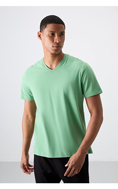 TommyLife Pastel Yeşil Basic Kısa Kol Standart Kalıp V Yaka Erkek T-Shirt - 87912