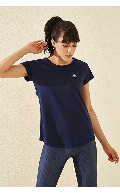 TommyLife İndigo Sırt Pencereli Kısa Kol Standart Kalıp O Yaka Kadın T-Shirt - 97101