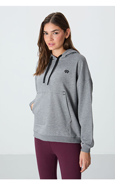 TommyLife Gri Melanj Kompakt Pamuklu Kalın Pürüzsüz Dokulu Kapüşonlu Oversize Fit Kadın Sweatshirt - 97291