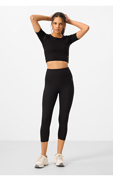 TommyLife Siyah Yüksek Bel Kapri-Crop T-Shirt Slim Fit Kadın Tayt Takım - 95285