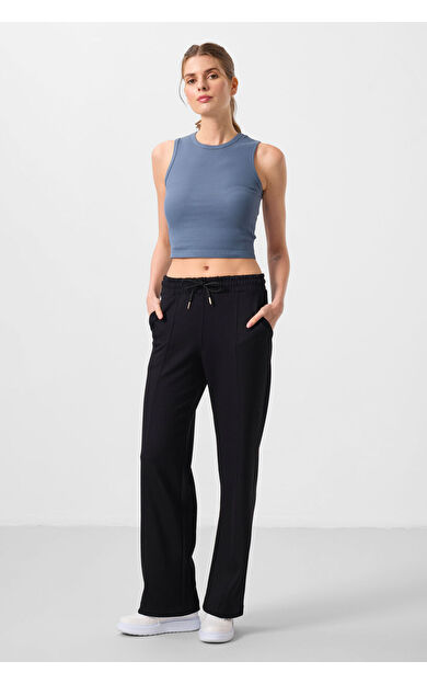 TommyLife Siyah Yumuşak Dokulu Cepli Ön Dikiş Detaylı Kadın Palazzo Pantolon - 94670