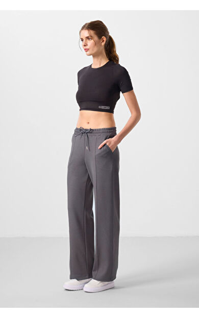 TommyLife Koyu Gri Yumuşak Dokulu Cepli Ön Dikiş Detaylı Kadın Palazzo Pantolon - 94670