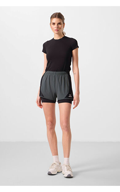 TommyLife Haki Gizli Cep Fermuarlı Standart Kalıp Kadın İçi Taytlı Şort - 91015