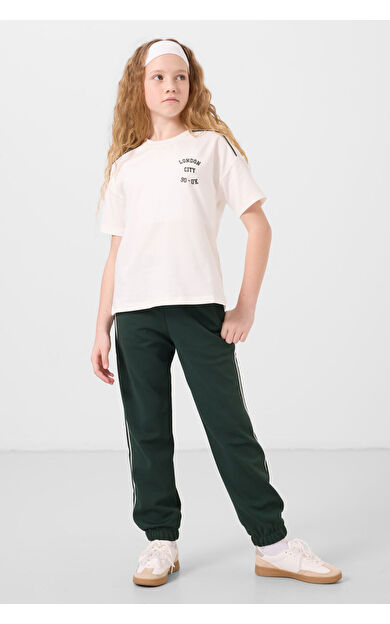 TommyLife Ekru-Çam Yeşil O Yaka Baskılı Lastik Paçalı Standart Fit Kız Çocuk Eşofman Takım - 75186
