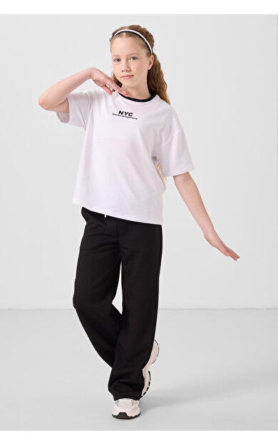 TommyLife Beyaz-Siyah O Yaka Baskılı Geniş Paça Standart Fit Kız Çocuk Palazzo Eşofman Takım - 75171