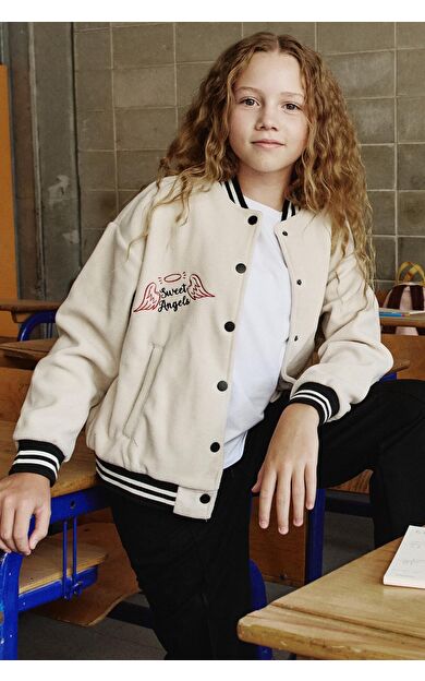 TommyLife Bej Kalın Yumuşak Dokulu Standart Fit Nakışlı Polar Kız Çocuk Kolej Ceket - 75156