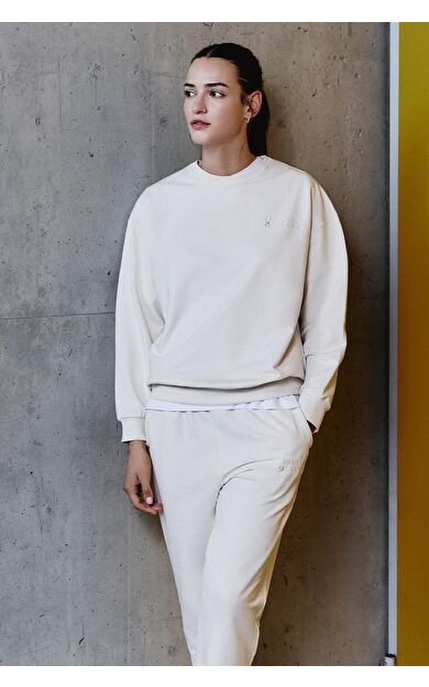 TommyLife Bej Basic Pamuklu O Yaka Oversize Lastik Paça Kadın Eşofman Takım - 95287