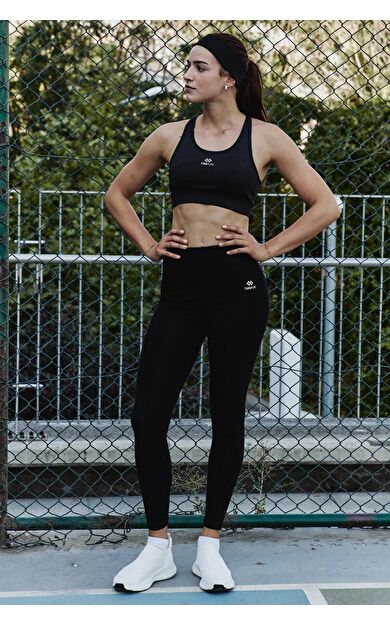 TommyLife Siyah Çapraz Sırt Detaylı Slim Fit U Yaka Pedli Kadın Spor Büstiyer - 97121