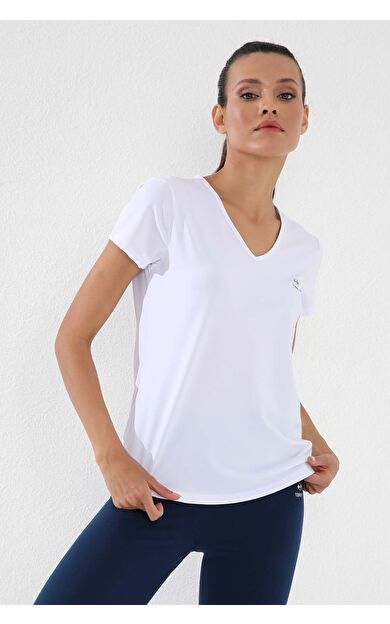 TommyLife Beyaz Basic Kısa Kol Standart Kalıp V Yaka Kadın T-Shirt - 97145